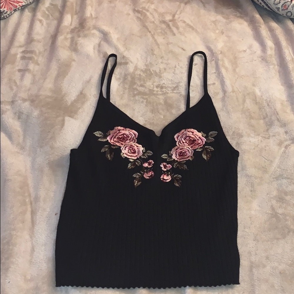 ❌SOLD❌ Black floral top🥀